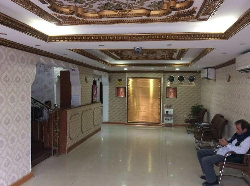 Dana Hotel Doha Buitenkant foto